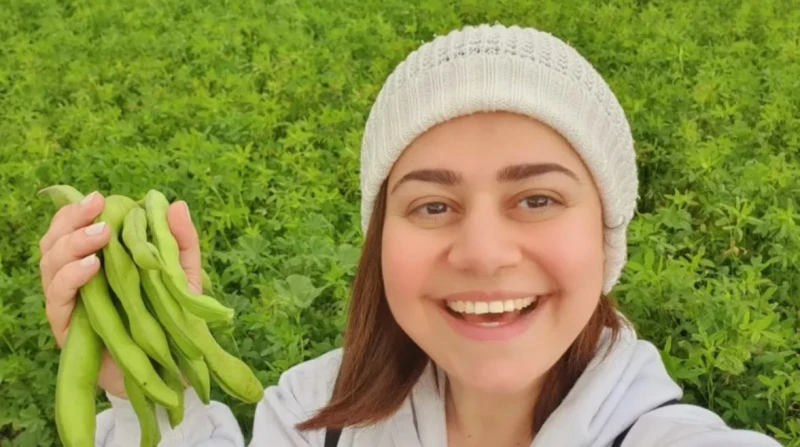 سلمى صباحي عن عمرو مصطفى: غلط في أبويا كتير بس أنا مسامحة استرجعت المطربة سلمى صباحي بعض الذكريات مع المطرب والملحن عمرو مصطفى، فيما تمنت له الشفاء