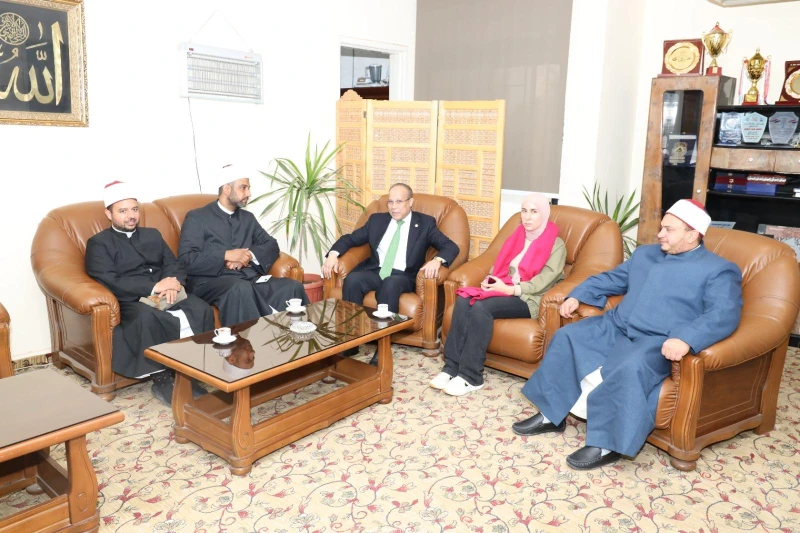 كتبت أمل عبد الرحيم أطلقت جامعة قناة السويس فعاليات توعوية كبرى بالتعاون مع منطقة وعظ الإسماعيلية، لنشر صحيح الدين وتعزيز الوعي والانتماء الوطني بين الطلاب، وذلك تحت رعاية الدكتور