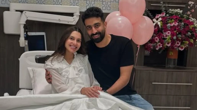 كارمن سليمان تستقبل مولودها الثاني برفقة زوجها مصطفى جاد (صور) أعلنت الفنانة كارمن سليمان استقبال مولودها الثاني خلال الساعات الماضية من مساء اليوم