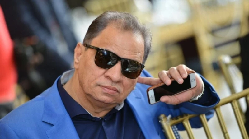 بعد غياب النجوم عن الجنازة.. تعرف على موعد ومكان عزاء سيد السبكي كشف المنتج أحمد السبكي، موعد ومكان عزاء شقيقه سيد السبكي، والذي رحل عن عالمنا صباح