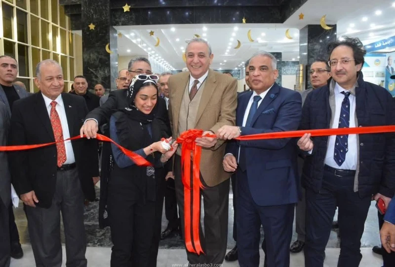 محافظ الغربية يفتتح معرض الفنون التشكيلية بجامعة طنطا ويشيد بإبداعات الطلاب كتبمحمود شتا في إطار دعم المواهب الشابة وتعزيز الحركة الفنية، افتتح اللواء أشرف الجندي، محافظ الغربية، و