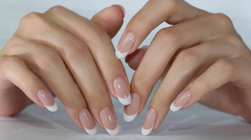 العسكريات غاضبات.. القوات الجوية الأمريكية تحظر المانيكير البينك أعلن كبار قادة القوات الجوية الأمريكية معايير جديدة تخص سياسة المظهر الخارجي للزي الرسمي، ما أثار موجة من الاستياء