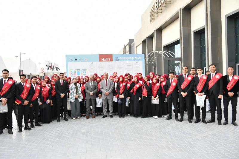 كتبت أمل عبد الرحيم نظمت جامعة قناة السويس زيارة لطلابها إلى جناح مركز المعلومات ودعم اتخاذ القرار بمجلس الوزراء، المشارك في الدورة ال 56 لمعرض القاهرة الدولي للكتاب، والتي تقام في