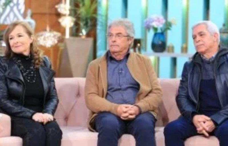 أبناء الراحلة سلوى حجازي يكشفون عن محاولتهم رفع قضية ضد إسرائيل استضافت الإعلامية منى الشاذلي في برنامج معكم الذي يعرض على قناة ، أبناء الإعلامية الراحلة سلوى حجازي. حيث كشفوا عن م