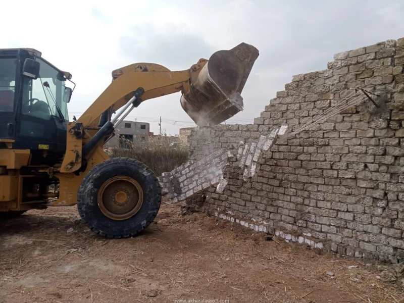 كتبت أمل عبد الرحيم تنفيذا لتوجيهات السيد الرئيس عبد الفتاح السيسي رئيس الجمهورية بضرورة التصدي بكل حزم لكافة أشكال التعديات على أراضي الدولة والأراضي الزراعية، واسترداد أراضي الدو