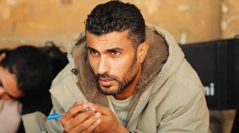 محمد سامي عن أعماله المرتقبة في رمضان: هيبقوا حديث الشارع حرص المخرج محمد سامي، على حضور حفل الفنان أحمد سعد، بمناسبة إطلاق ألبومه الجديد الذي يحمل