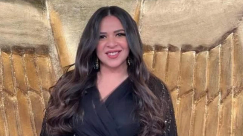 إيمي سمير غانم تتعرض لوعكة صحية مفاجئة تعرضت الفنانة إيمي سمير غانم، لأزمة صحية مفاجئة، كاشفة عن أنها تتلقى علاجا في الوقت الراهن لتجاوز تلك الوعكة.ونشرت إيمي سمير غانم، عبر خاصية