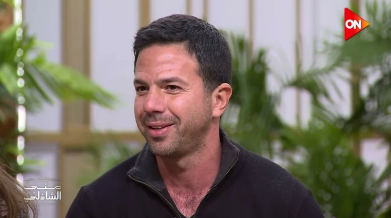 المنفعة غير الحب.. منى الشاذلي تحرج عمر الشناوي بعد تصريحه عن الخيانة الراجل ممكن يخون وهو متجوز عادي.. هكذا عبر الفنان عمر الشناوي عن وجهة نظره في