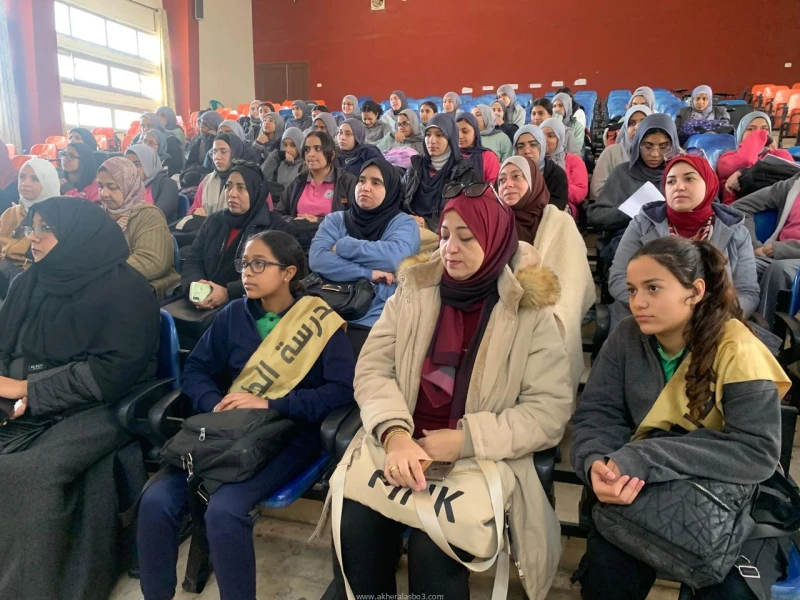 كتبت أمل عبد الرحيم تواصل جامعة قناة السويس حملتها التوعوية حول الإسعافات الأولية، والتي تستهدف المنسقين الصحيين، والأخصائيين، والمعلمين، وطلاب