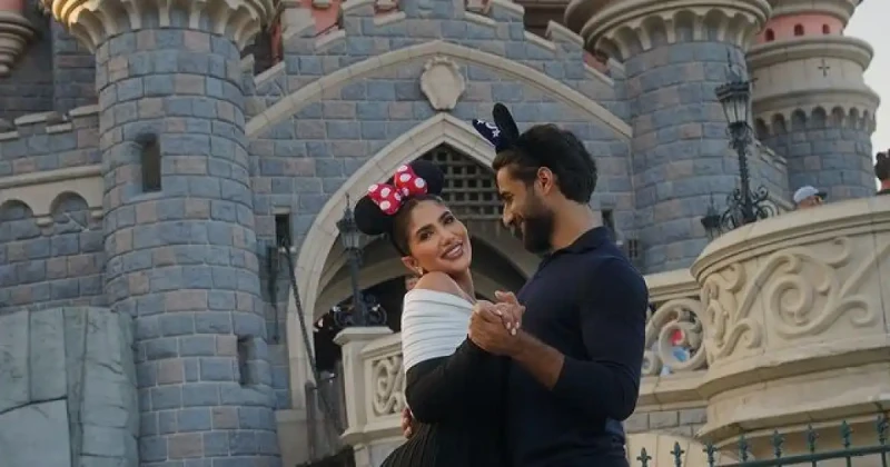 بالصور.. عقد قران نور ستارز وكريم الشريف صور عقد قران نور ستارز وكريم الشريفلم تكتفي نور ستارز بهذا القدر من المشاركة، بل سمحت لمتابعيها بالانضمام إليها في لحظات فرحها، حيث قامت شق