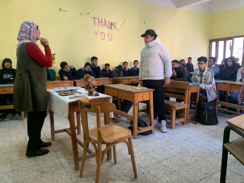 كتبت أمل عبد الرحيم نظمت جامعة قناة السويس ندوة تثقيفية حول ثقافة ريادة الأعمال والمشروعات الصغيرة بمدرسة السادات الثانوية بنين، في إطار جهودها لتعزيز الوعي بأهمية المشروعات الناشئ