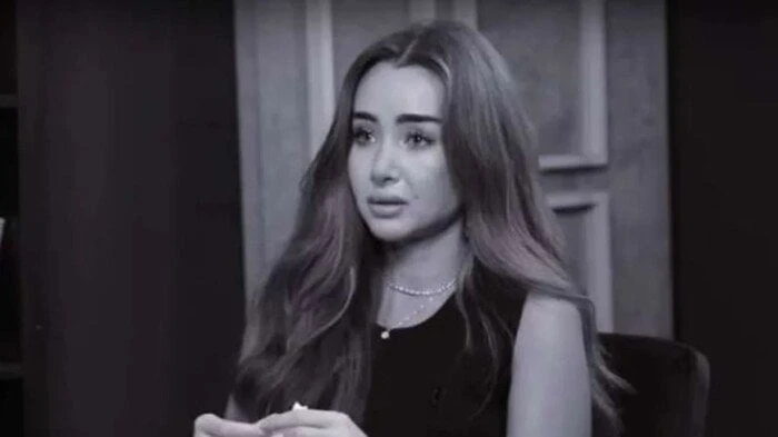 هنا الزاهد عن طلاقها من أحمد فهمي: كانت فترة كاشفة لمن حولي تحدثت الفنانة هنا الزاهد عن مرحلة ما بعد الطلاق من الفنان أحمد فهمي، موضحا أن الأمر أثر على حالتها النفسية. وقالت هنا ال