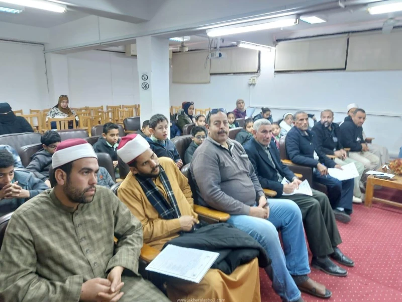 كتبت أمل عبد الرحيم أكد الدكتور ناصر مندور، رئيس جامعة قناة السويس، أن الجامعة تولي اهتماما كبيرا بدورها المجتمعي في نشر الوعي وتقديم البرامج التدريبية التي تعالج القضايا الاجتماعي