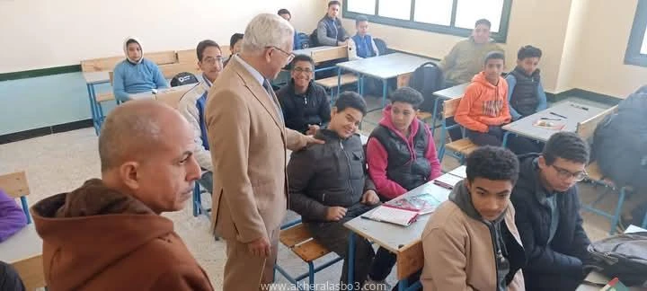 كتبت أمل عبد الرحيم بناءا على تعليمات السيد محمد عبداللطيف وزير التربية والتعليم والتعليم الفني ، وتوجيهات اللواء طيار اركان حرب اكرم محمد جلال محافظ الاسماعيلية . تفقد الاستاذ ايم