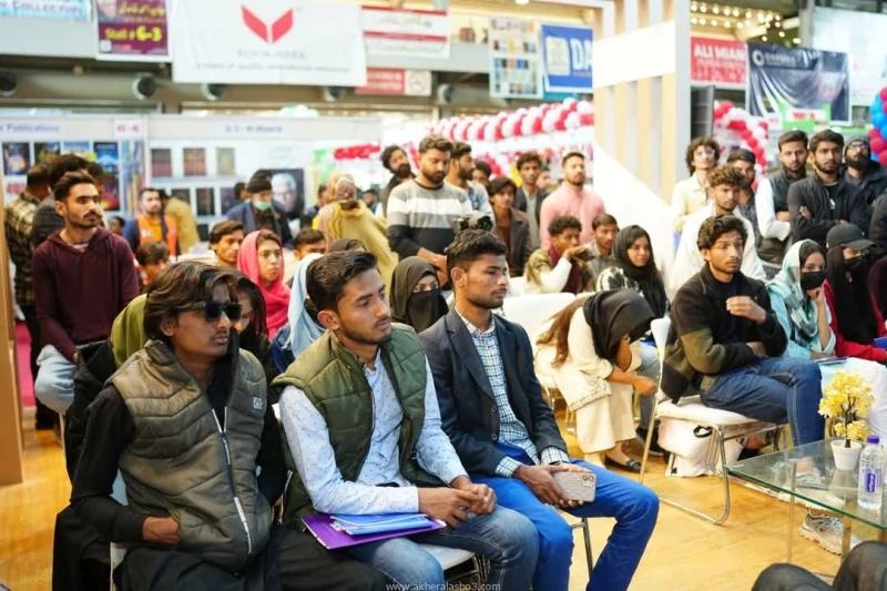 جهود مجلس حكماء المسلمين لتعزيز الحوار الإسلامي الإسلامي .. في ندوة بمعرض لاهور الدولي للكتاب كتب - محمود الهندي نظم جناح مجلس حكماء المسلمين، بمعرض لاهور الدولي للكتاب ندوته الثقا