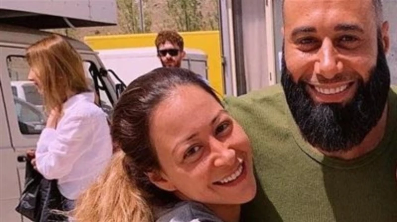 هل تزوجت منة شلبي من أحمد السعدني؟ لا تزال أخبار الفنانة منة شلبي وزميلها الفنان أحمد السعدني تتصدر محركات البحت خلال الساعات الماضية، لا سيما تساؤل البعض، هل تزوجت منة شلبي، بعد ن