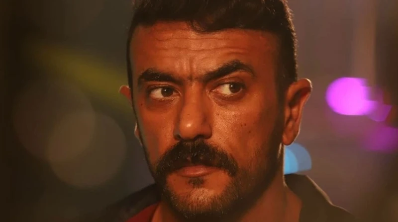 عارف إني مستفز.. أحمد العوضي يروج ل فهد البطل نشر الفنان أحمد العوضي، مقطع من أحد الأغاني الدعائية لمسلسله فهد البطل، المقرر عرضه ضمن السباق الدرامي