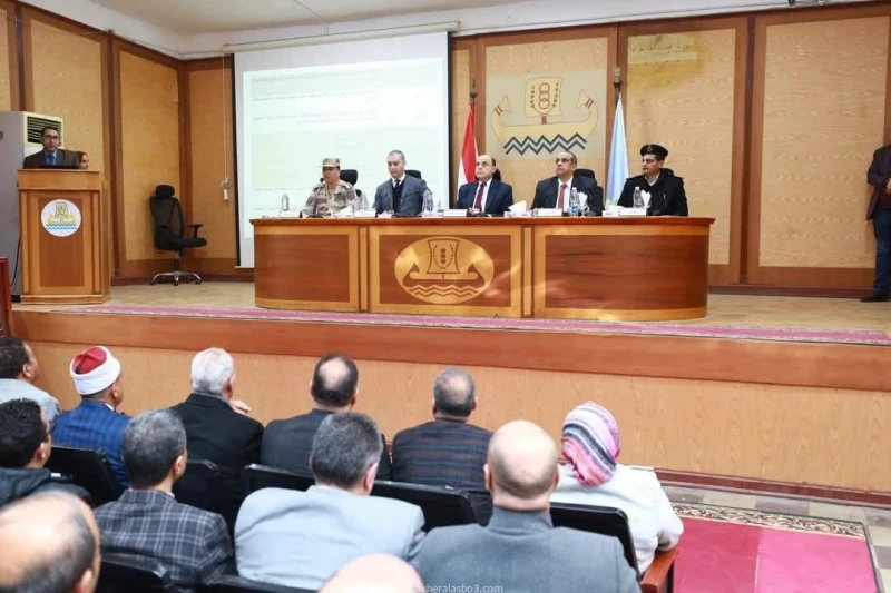 اجتماع موسع لمناقشة تطورات منظومة التصالح على مخالفات البناء في كفر الشيخ كفر الشيخ - سهيله عبداللطيف عقد اللواء دكتور علاء عبدالمعطي، محافظ كفر