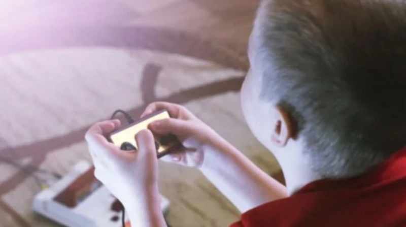 ترفع ذكاء الأطفال.. دراسة حديثة تغير مفاهيم ألعاب الفيديو هناك ذكاء وراثي، وآخر يمكن اكتسابه من خلال تجارب الحياة أو تنميته من خلال ممارسة عادات يومية مثل القراءة والدراسة، واكتشف 