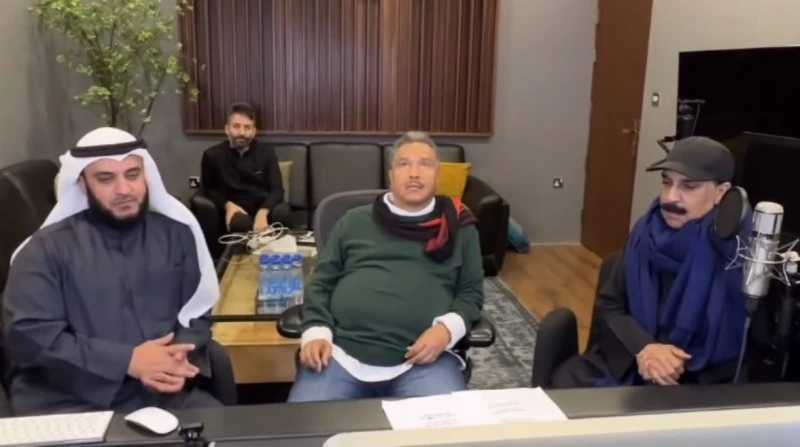 ماذا يفعل محمد عبده وعبدالله الرويشد باستوديو مشاري راشد؟ جمع لقاء المطرب الكويتي عبدالله الرويشد، ومواطنه الشيخ مشاري راشد العفاسي، مع الفنان السعودي محمد عبده. نشيد جديدوتواجد ال