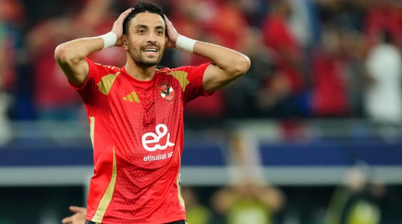 طاهر محمد طاهر ضحية رامز جلال اليوم في رامز إيلون مصر يترقب عشاق برامج المقالب حلقة جديدة من برنامج رامز إيلون مصر، حيث يستضيف الفنان رامز جلال، في