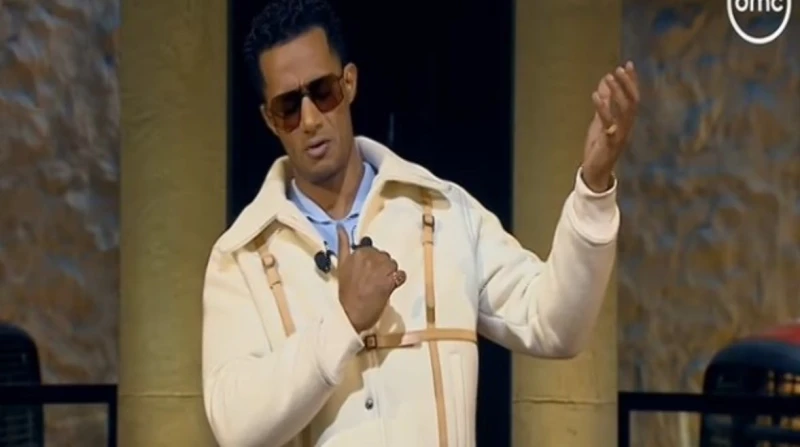أم بطلة.. بائعة شاي تفوز في برنامج مدفع رمضان يواصل الفنان محمد رمضان توريع الجوائز المالية من خلال برنامجه مدفع رمضان، الذي يعرض على مدار شهر رمضان على قناة .بائعة شايوفي أثناء تج