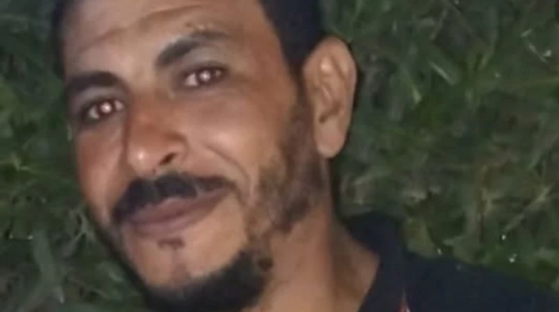 اختلفا على مبلغ زهيد.. مصرع شاب بطلق خرطوش على يد آخر في المنوفية لقى شاب مصرعه متأثرا بإصابته بطلق خرطوش، والتي لحقت به يوم السبت الماضي، داخل قرية برهيم التابعة لمركز منوف بمحافظ