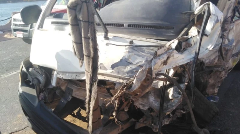 مصرع شخص وإصابة 12 آخرين في انقلاب ميكروباص بالبدرشين لقي شخص مصرعه بينما أصيب 12 آخرون، إثر انقلاب ميكروباص بدائرة قسم البدرشين، وتم نقل الجثمان