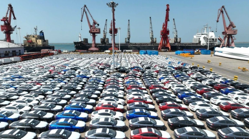 يصل ل175 ألف جنيه.. انخفاض أسعار 8 سيارات في مصر أعلن عدد من وكلاء السيارات في مصر عن تخفيضات كبيرة على بعض الطرازات خلال شهر رمضان المبارك.ووصلت