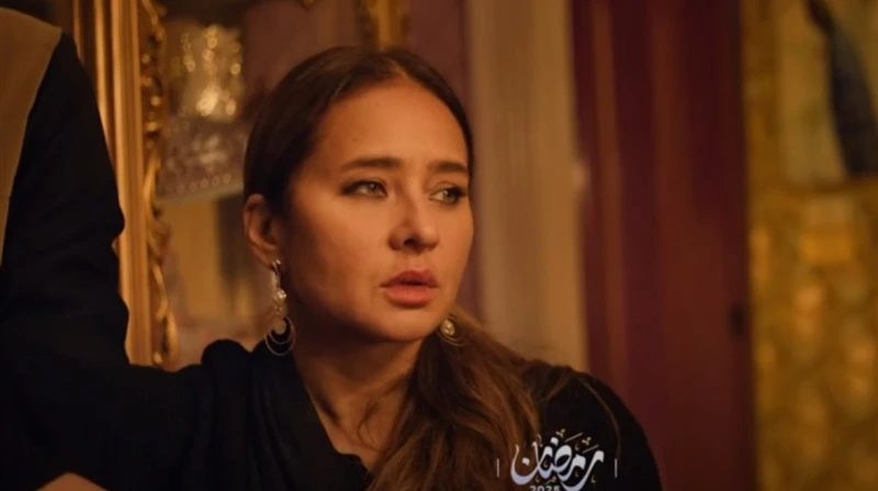 طلاق ناهد وخطف أحلام.. ملخص الحلقة 12 مسلسل إخواتي شهدت الحلقة 13 من مسلسل إخواتي، تطورات كثيره في حياة الشقيقات الأربعة، مما تسببت في طلاق إحداهن وخطف الأخرى.بدأت الحلقة 13 مسلسل