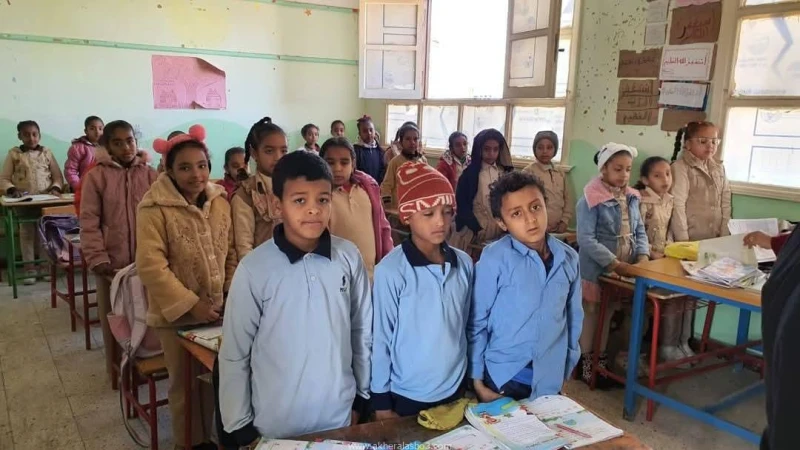 وكيل تعليم الأقصر يتفقد مدرسة رواج الابتدائية بإدارة البياضية الأقصر علاء النواصري قام الدكتور صفوت جارح عبد العظيم وكيل وزارة التربية والتعليم بمحافظة الأقصر، بزيارة تفقدية إلى مد