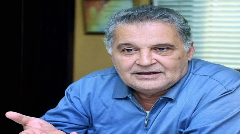 محسن جابر: والدي كان بيقولي فلوس الفن حرام (فيديو) كشف المنتج محسن جابر، رفض والده دخوله المجال الفني، وذلك بسبب قوة الوازع الديني لديه وشكوكه حول