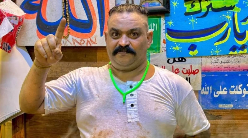 وفاة إبراهيم الطوخي أشهر بائع سمين شعبي توفي منذ قليل، إبراهيم الطوخي، المعروف بعبارة الجملي هو أملي، والمشهور ببيع السمين الشعبي في منطقة المطرية بالقاهرة.وشكل خبر وفاة الطوخي صدم