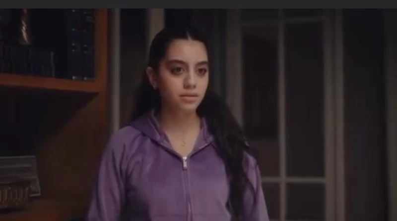 مسلسل لام شمسية الحلقة 10.. زينة تواجه عائلتها بمنشور تحرش نيللي شهدت الحلقة 10 من مسلسل لام شمسية، مواجهة بين زينة وعائلتها، بعد قراءتها لمنشور