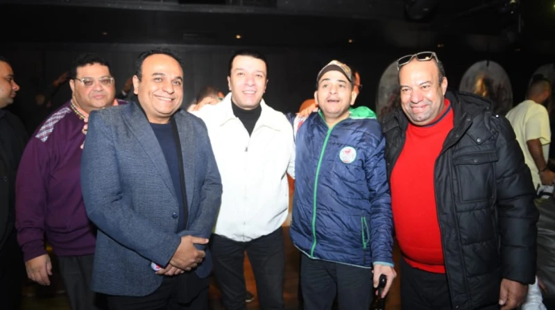 نقابة الموسيقيين تعزز دور البيت الكبير بحفل إفطار جماعي أقامت نقابة المهن الموسيقية حفل الإفطار السنوي الجماعي، بأحد الأماكن المطلة على نيل القاهرة،