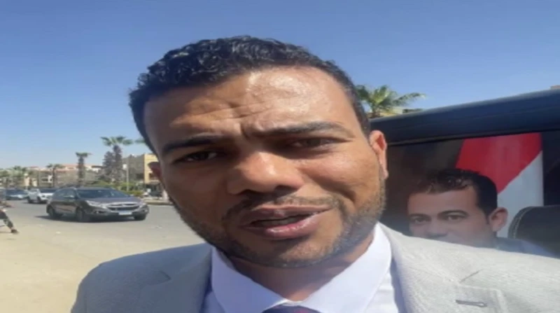 محامي مضيفة الطيران التونسية يكشف كواليس الاستئناف ويطالب بفحص نفسي كشف المحامي أحمد حمد، دفاع مضيفة الطيران التونسية المتهمة بقتل ابنتها خنقا في