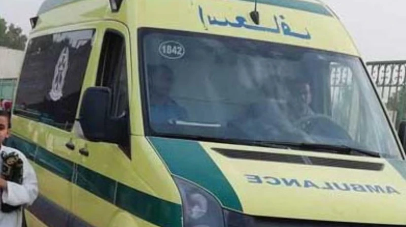 كانت بتلعب في البلكونة.. دعاء سقطت من الدور الثاني بالغردقة شهدت منطقة أبو عشرة بمدينة الغردقة، سقوط طفلة من الطابق الثاني حيث كانت تلهو في البلكونة