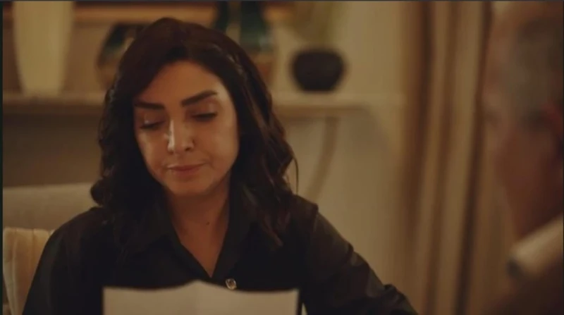 ملخص الحلقة 15 والأخيرة من حسبة عمري.. موت فاروق ووصية لهند أسدل الستار على مسلسل حسبة عمري في الحلقة الخامسة عشرة، والأخيرة، حيث حملت النهاية لحظات درامية مؤثرة بعد وفاة فاروق (عم