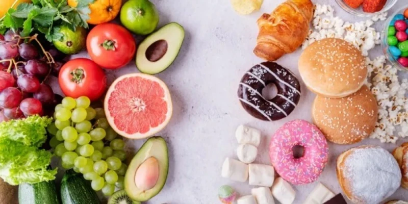 أخصائية تغذية: كثرة السكريات تزيد الجوع.. وبدائل السكر مضرة بالصحة أوضحت أخصائية التغذية ديمة الكيلاني أن للسكريات دورا أساسيا في إمداد الجسم بالطاقة، وخاصة الدماغ، الذي يعتمد بشكل