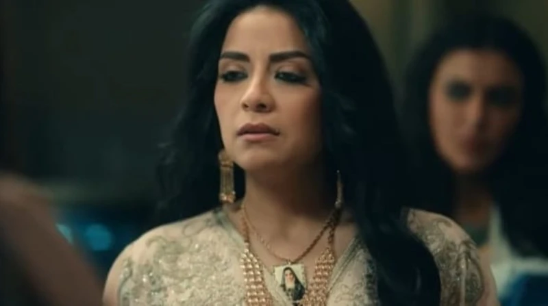 دينا فؤاد تتصدى لسهر الصايغ وتفرض سيطرتها فى حكيم باشا الحلقة 13 شهدت مسلسل حكيم باشا الحلقة 13 تطورا كبيرا، حيث تصدت غزل، التي تجسد شخصيتها الفنانة دينا فؤاد للضغوطات التي تمارسها