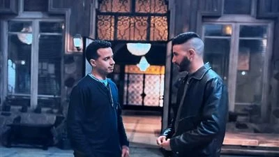 مسلسل ولاد الشمس الحلقة 13.. ولعة يعرف مكان والدته بدأت أحداث مسلسل ولاد الشمس الحلقة 13 بمحاولة عبيد اخراج بابا ماجد محمود حميدة من سجنه في الملجأ ولكن يتفاجيء بوجود ولعة احمد مال