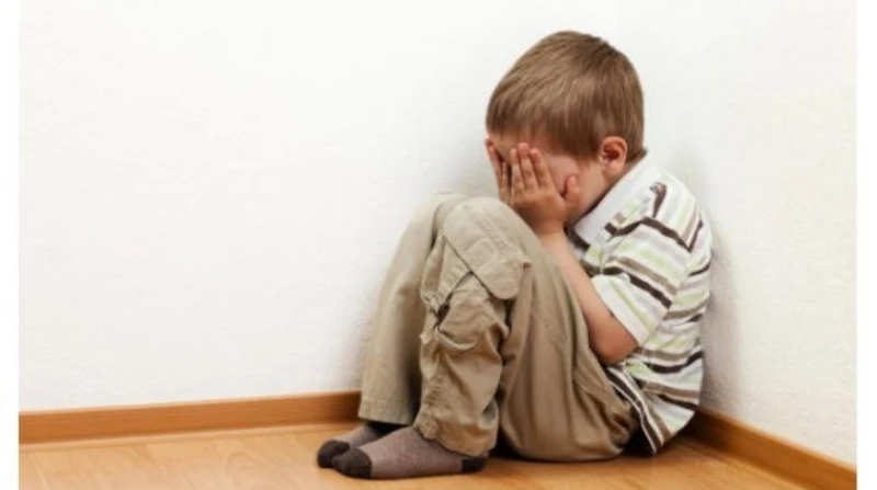 هجيبلك حاجة حلوة.. ضبط كهربائي بتهمة التحرش بطفل في أكتوبر تمكنت مباحث أكتوبر في محافظة الجيزة، من القبض على كهربائي بتهمة التحرش بطفل في نطاق القسم، وتم تحرير محضر بالواقعة.تفاصيل