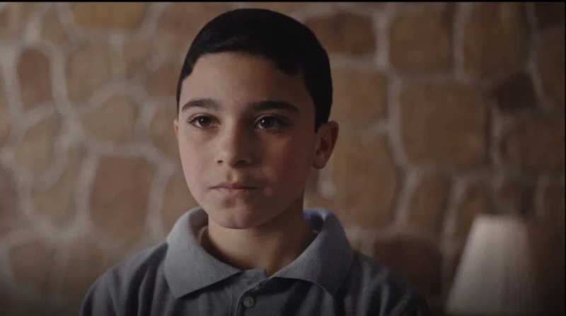 لام شمسية.. كواليس مثيرة خلف الكاميرات لحماية الأطفال شهدت مواقع التواصل الاجتماعي، حالة من الجدل الواسع عقب عرض أولى حلقات مسلسل لام شمسية، الذي يتناول قضية التحرش الجنسي بالأطفال