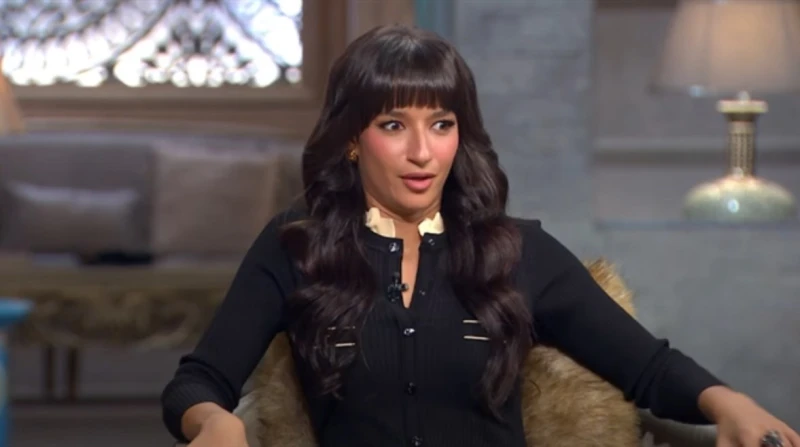 يلا بينا.. أميرة أديب تروج لمسلسل عايشة الدور في رمضان 2025 (فيديو) روجت الفنانة الشابة أميرة أديب لمسلسل عايشة الدور بطولة الفنانة دنيا سمير غانم المقرر عرضه ضمن مسلسلات دراما الن