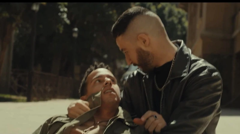 قبل عرض الحلقة الأخيرة.. مصير مفتاح بعد طعنه في مسلسل ولاد الشمس شهدت الحلقة 14 قبل الأخيرة من مسلسل ولاد الشمس، الذي يقوم ببطولته أحمد مالك وطه دسوقي، ضمن قائمة مسلسلات رمضان 2025