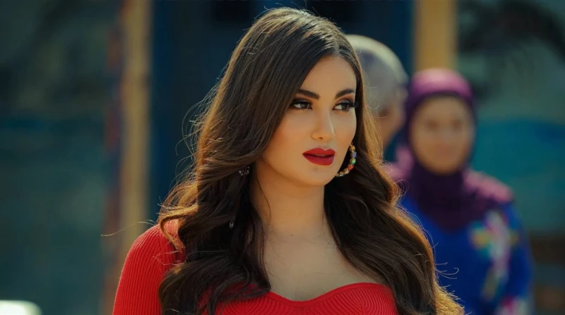 قبل ظهورها في رامز إيلون مصر.. أبرز المعلومات عن هدى الإتربي تحل الفنانة هدى الإتربي ضحية برنامج رامز إيلون مصر الحلقة 27، التي من المقرر عرضها مساء اليوم، عقب أذان المغرب مباشرة ع