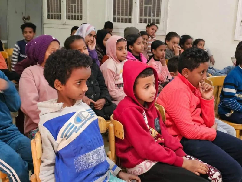 مبادرة قيمنا من تراثنا للتوعية الدينية تواصل فعالياتها بمراكز شباب الأقصر الاقصر علاء النواصري نظمت مديرية الشباب والرياضة بالأقصر ،من خلال ادارة تنمية النشء بالمديرية لقاءات المبا