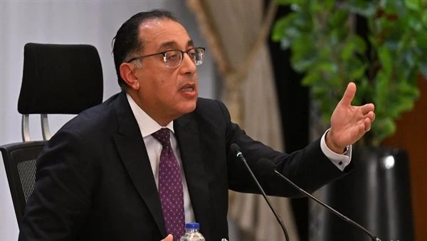 عاجل.... قرارات هامة لمجلس الوزراء والحكومة توافق على ٤ قرارات ستسعد الملايين ترأس رئيس مجلس الوزراء الدكتور مصطفى مدبولي، اليوم، الاجتماع الأسبوعي لمجلس الوزراء بمقره بالعاصمة الإ