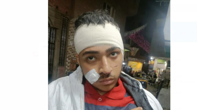 وفاة شاب بعد اعتداء عنيف من أبناء عمومته في بولاق الدكرور توفي الشاب أحمد أشرف، بعد مكوثه قرابة 20 يوما في المستشفى، متأثرا بإصابته البالغة جراء