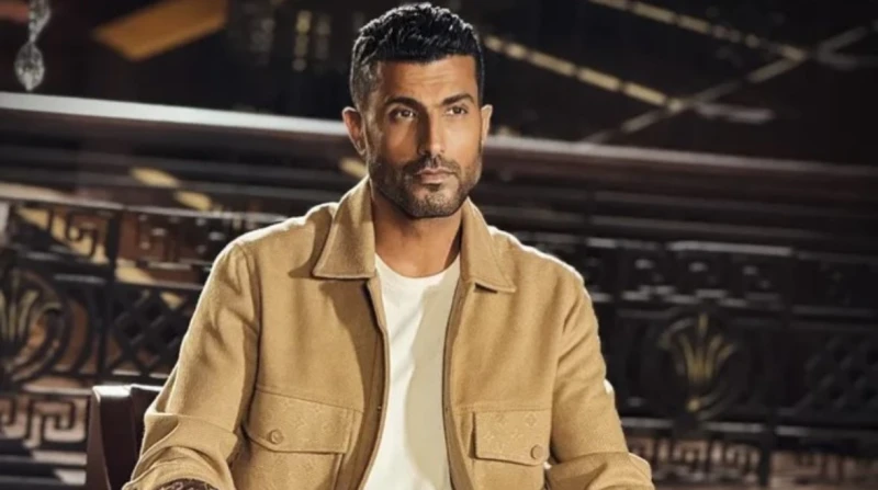 اعتزال محمد سامي.. صايع إخراج يخشى التكرار يتشابه مخرج الأعمال الفنية بمدرب كرة القدم، كلاهما لا بد أن يحملا بعض المقومات الأخرى بخلاف الموهبة والمهارة، التي بالطبع لا بد من تواجده